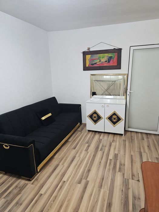 Apartament de închiriat