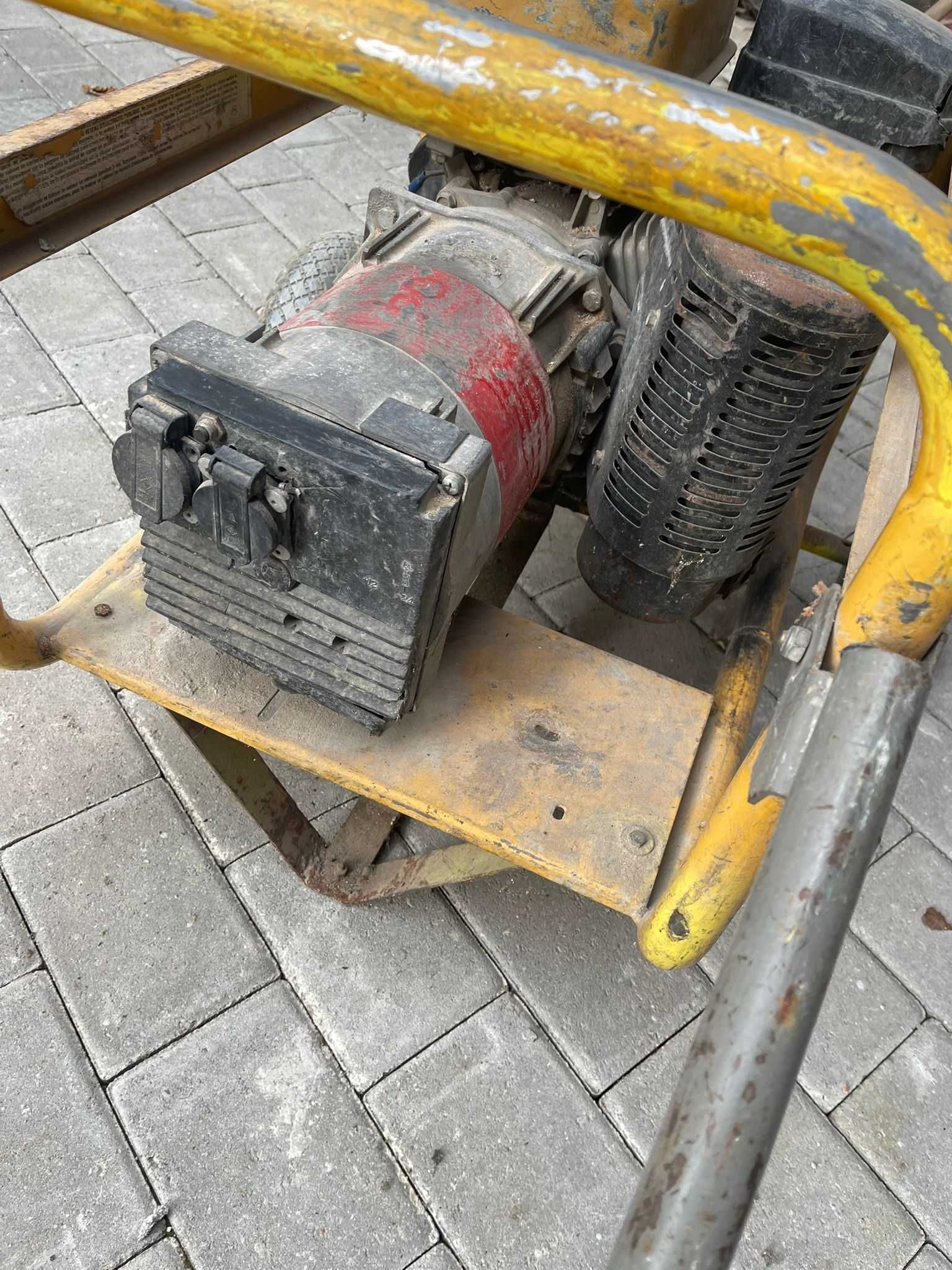 Generator de curent monofazat Subaru Expert 5010