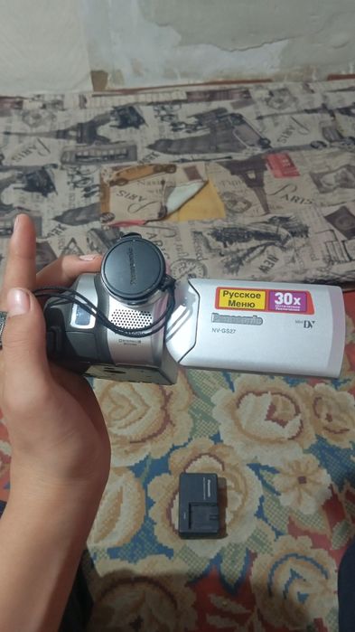 Panasonic 30x камера қуат тағыш  жоқ экран сынған басқа минусы жоқ