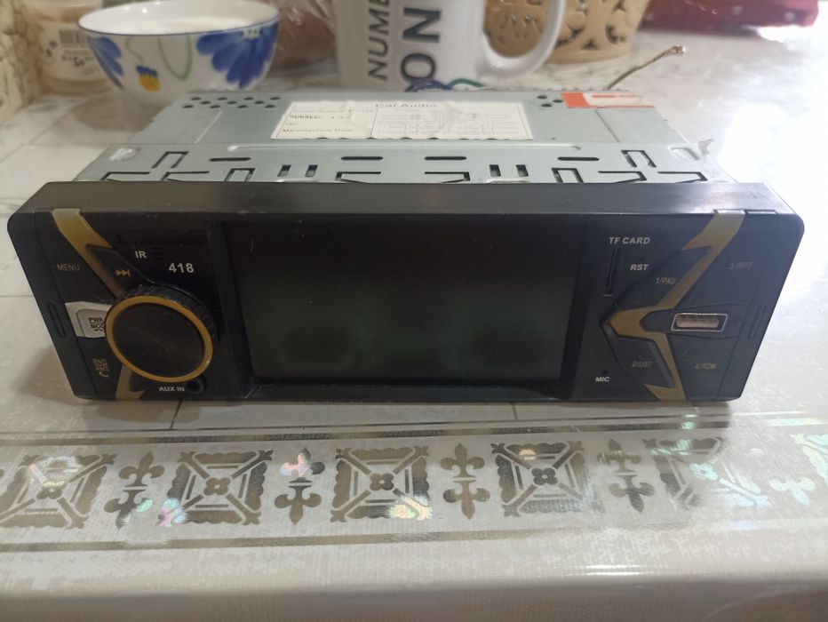 Продам автомагнитолу