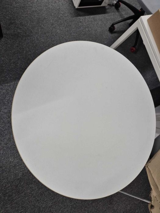 Masa rotunda diametru 80 cm inaltime 75 cm alba cadru metalic, blat 25