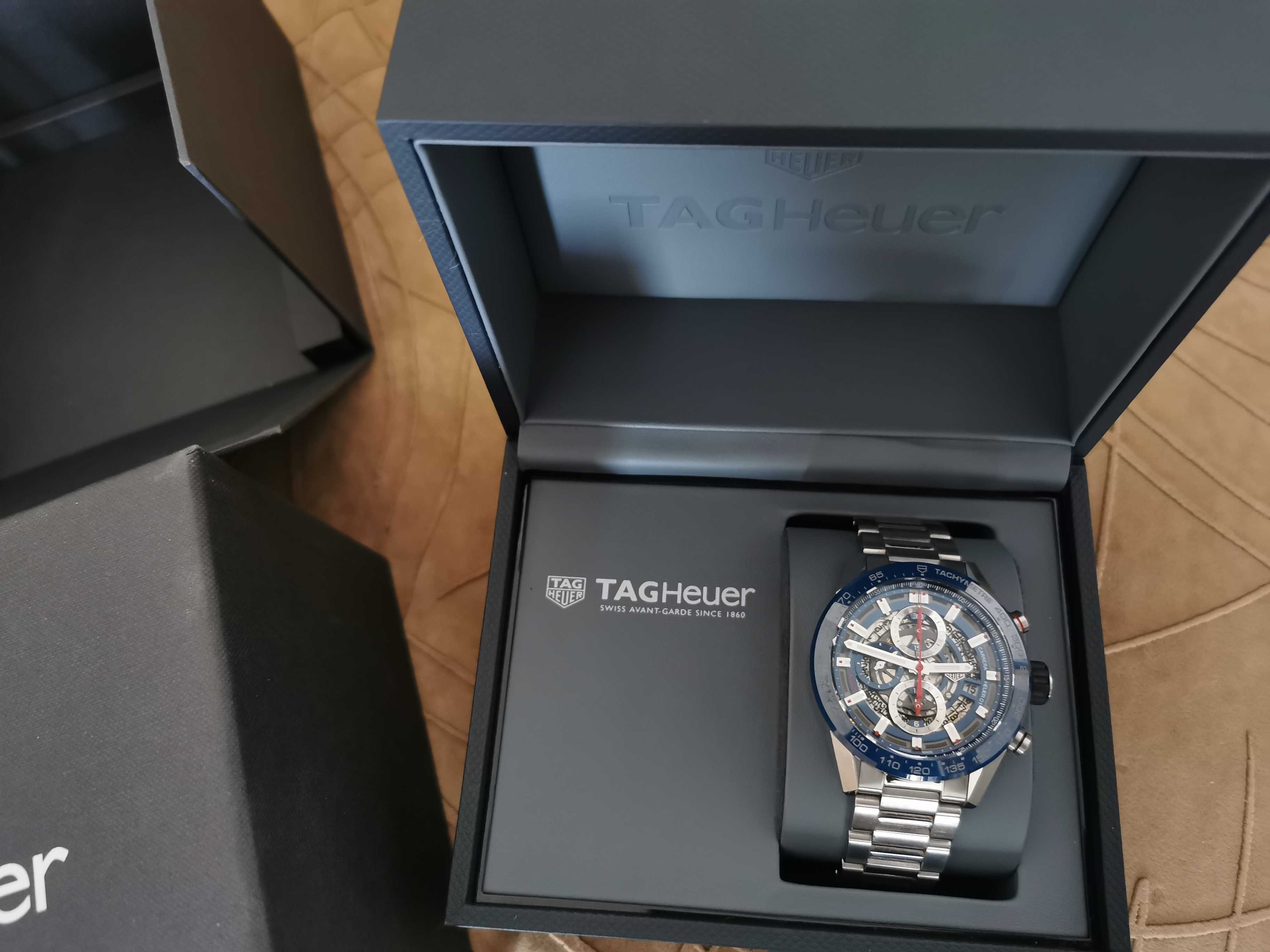 Tag Heuer Carrera Heuer 01