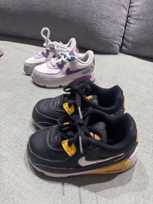 2 чифта детски маратонки Nike, 25ти номер