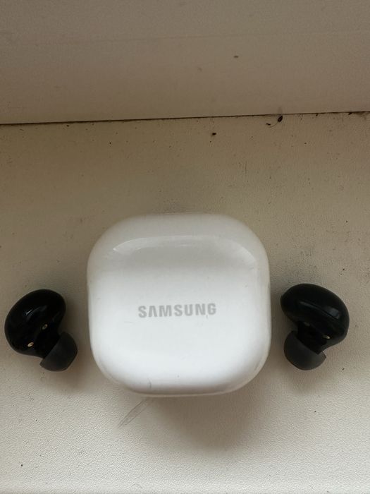 Samsung Buds 2 оригинал в хорошем состоянии