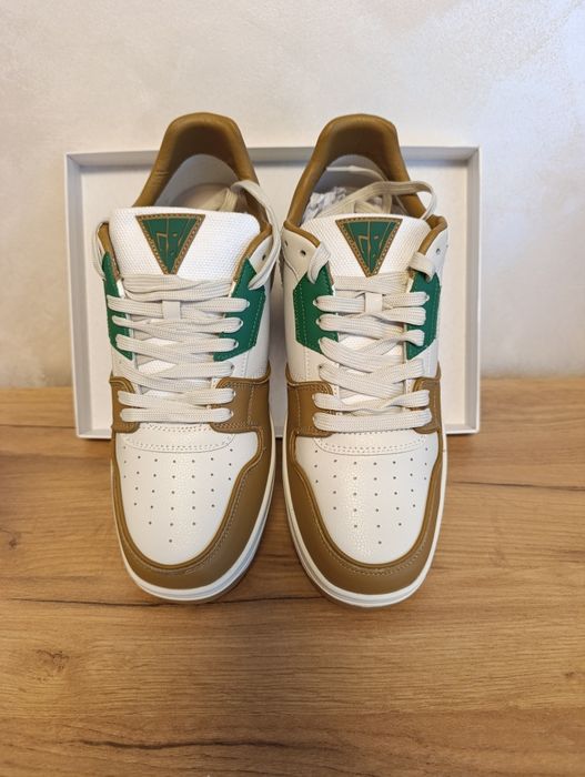 Мъжки сникърси/маратонки Guess