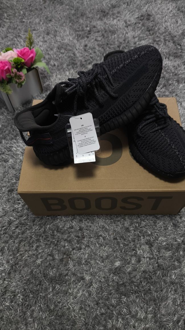 Yeezy 350 boost onyx , adidas, nike