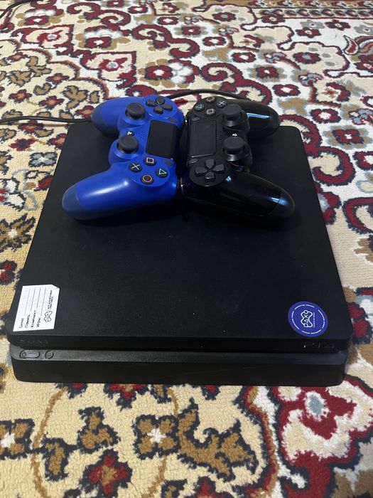 Продам Sony Ps4 170игр