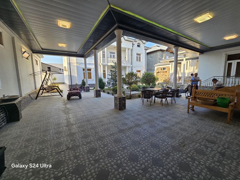 Xovli uy sotiladi aeroprt xududida