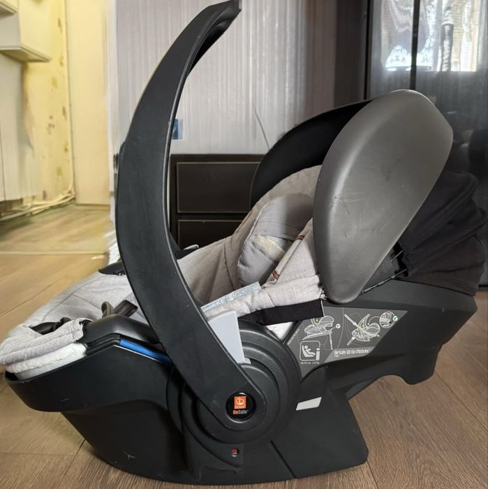 Столче за кола Stokke BeSafe Izi Go Modular