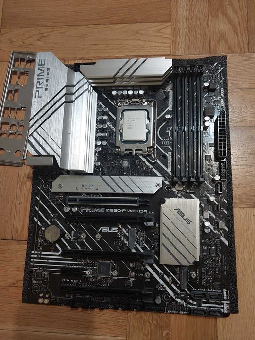 Intel Core i9 12900K + Asus Prime Z690-P Wi-Fi D4