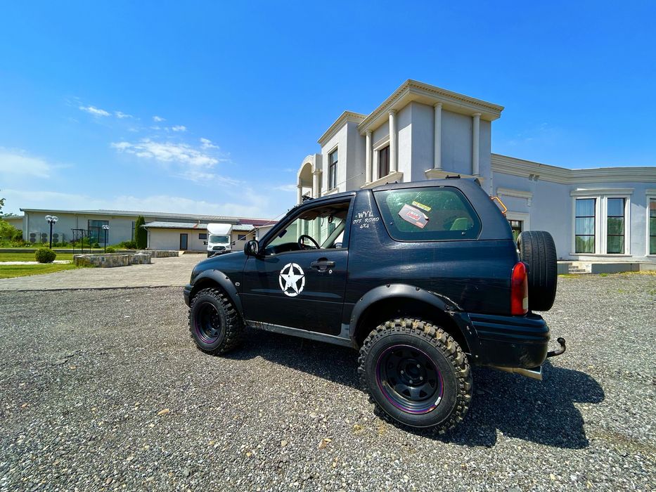 Suzuki G vitara Cabrio 2.0 i 140 cp Offroad