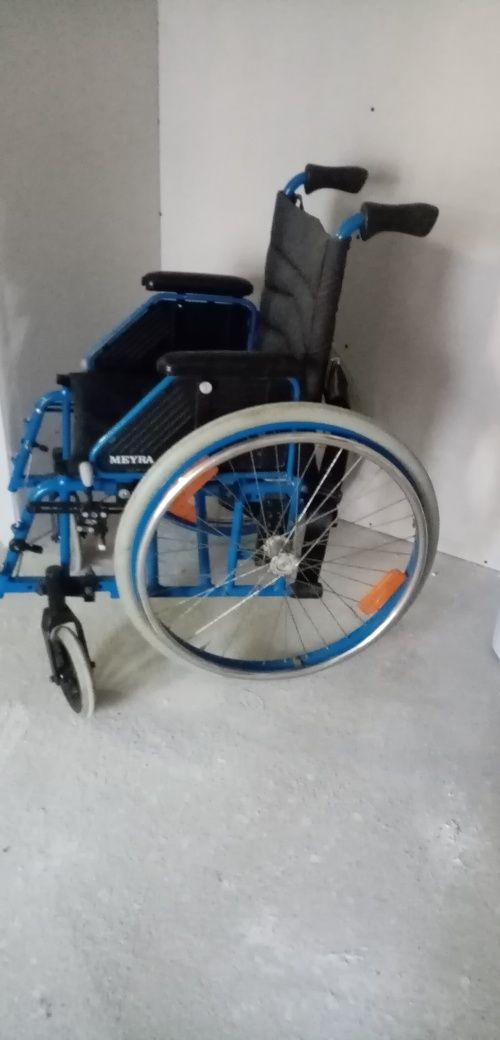 Scaun rulant dizabilități