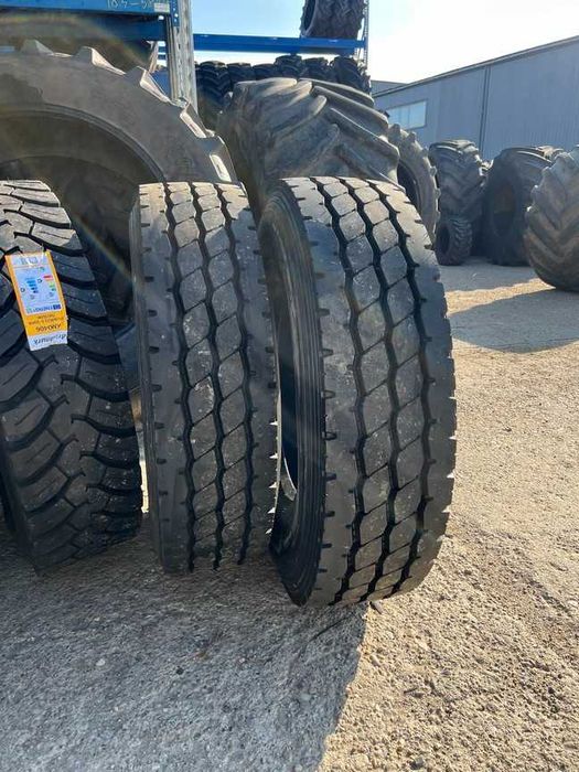 ANVELOPE BENCHMARK 315/80 R22.5 pentru camion IVECO de directie