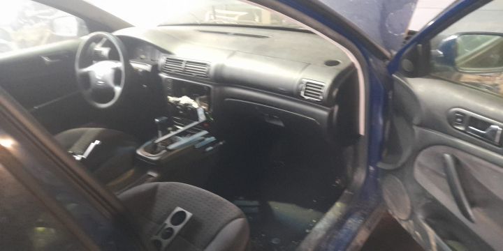 Galerie admisie D28128713AB Volkswagen VW Passat B5