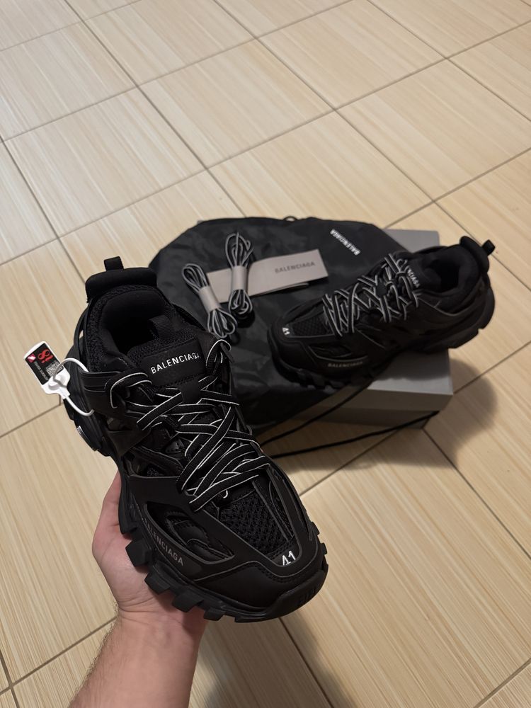 Adidasi Balenciaga Track premium
