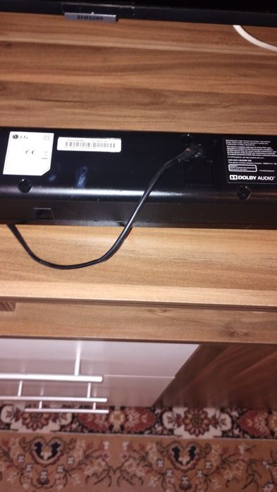 Vând soundbar Lg