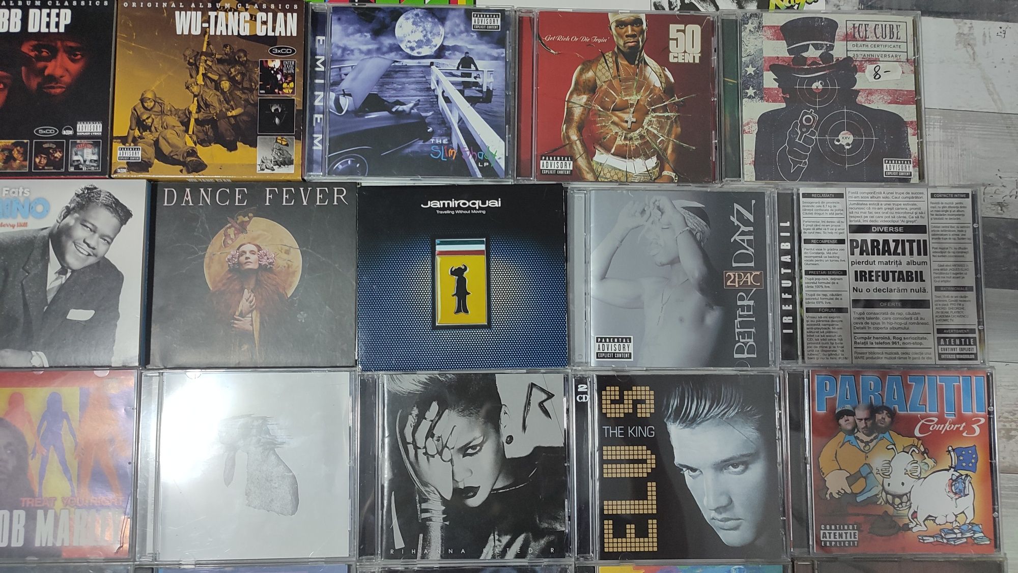 Vand colectia personala de CD-uri, muzica rap, pop, reggae, etc
