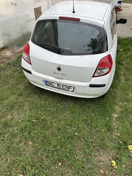 Vand Renault Clio diesel  2008 autoutilitara