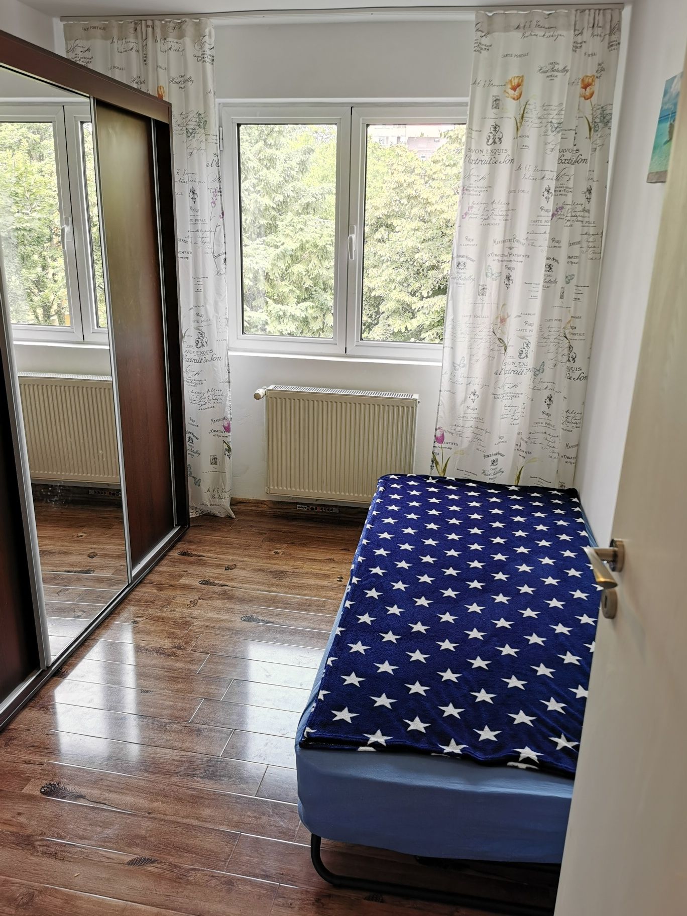 Apartament 3 camere cu centrala proprie noua, Huedin, proprietar.