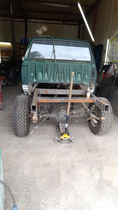 Смяна на шаси за пикапи