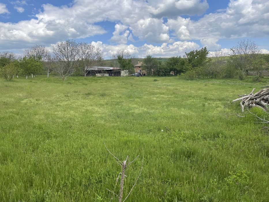 Продава се Парцел в с. Миладиновци, Област Търговище - 1642 кв.м за 16 €/кв.м - Снимка #8