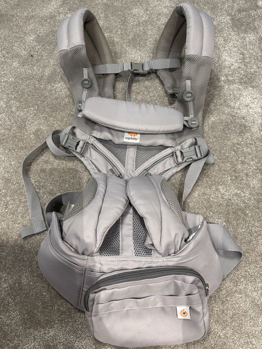 Ергономична раница Ergobaby + зимно покривало Ergobaby