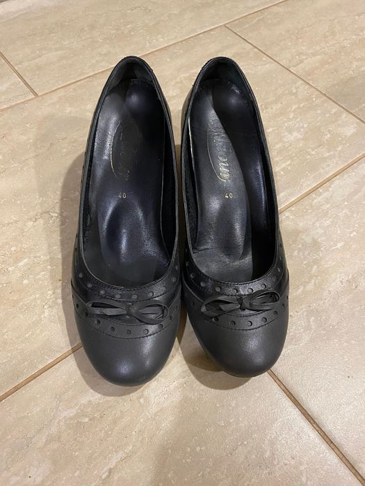 Обувки дамски ортопедични затворени