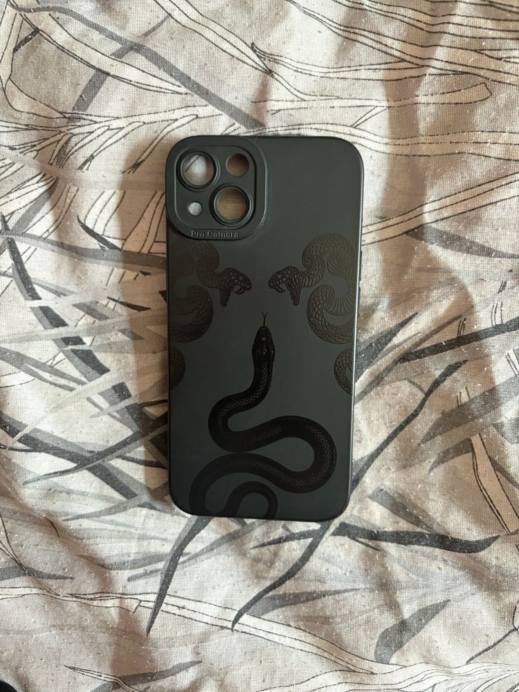 Кейсове за Iphone 13