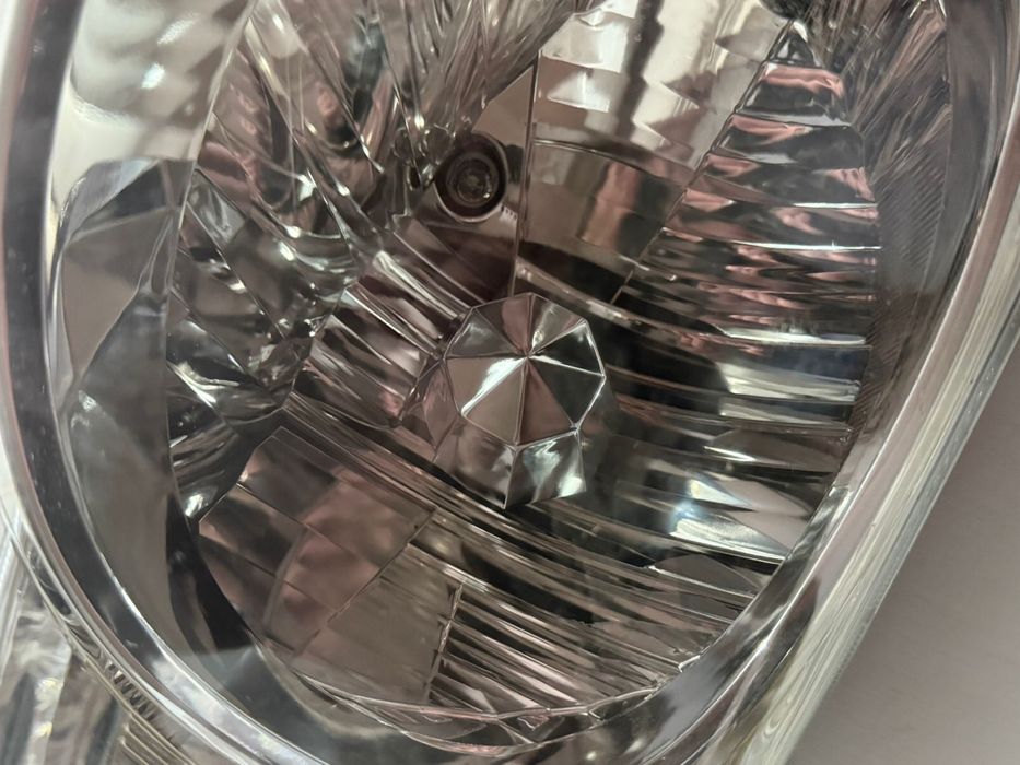 Фара Honda Odyssey 2012 — оригинал, отличное состояние