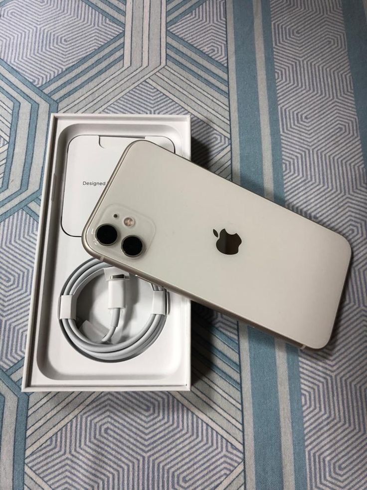 Iphone 11 в хорошем состоянии.