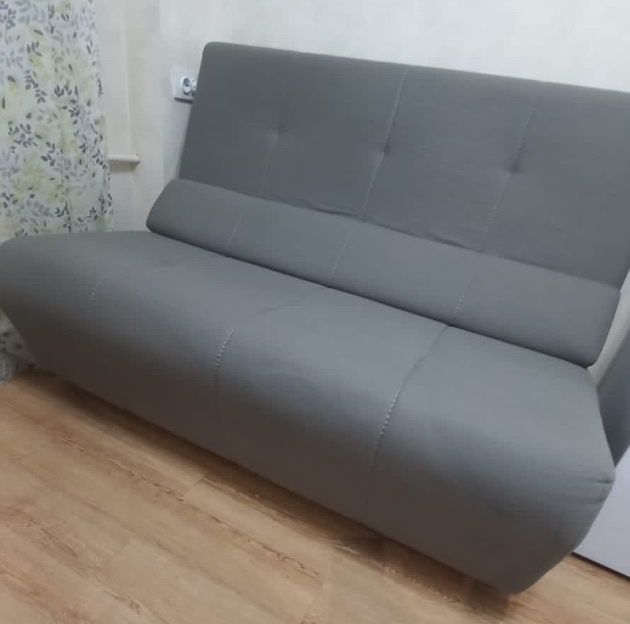 Продаётся мини диван