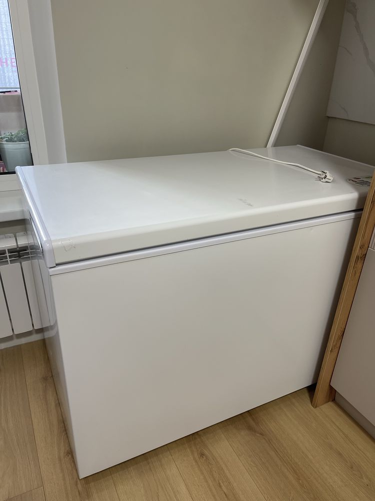 Продам морозильную камеру в отличном состоянии