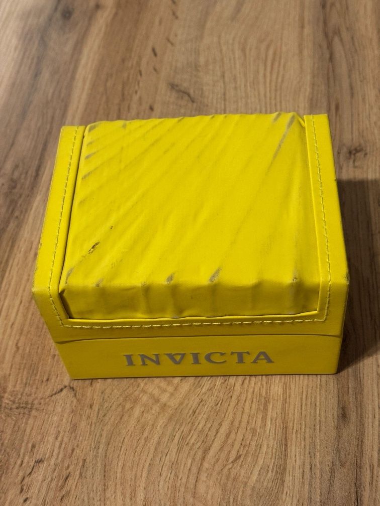 Швейцарски Часовник Invicta внесен от САЩ отлично състояние