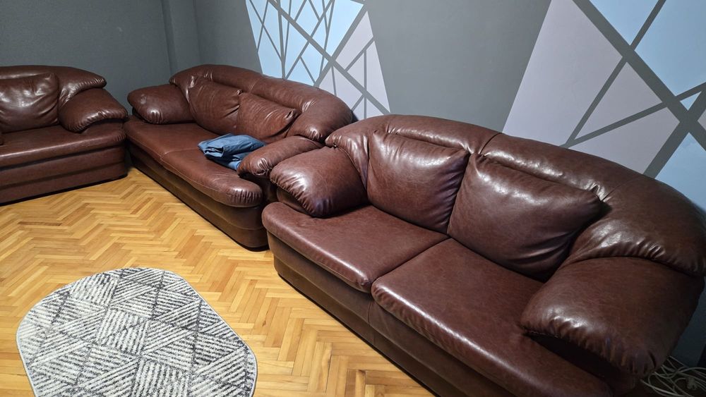Vand canapea piele compusa din 3 corpuri