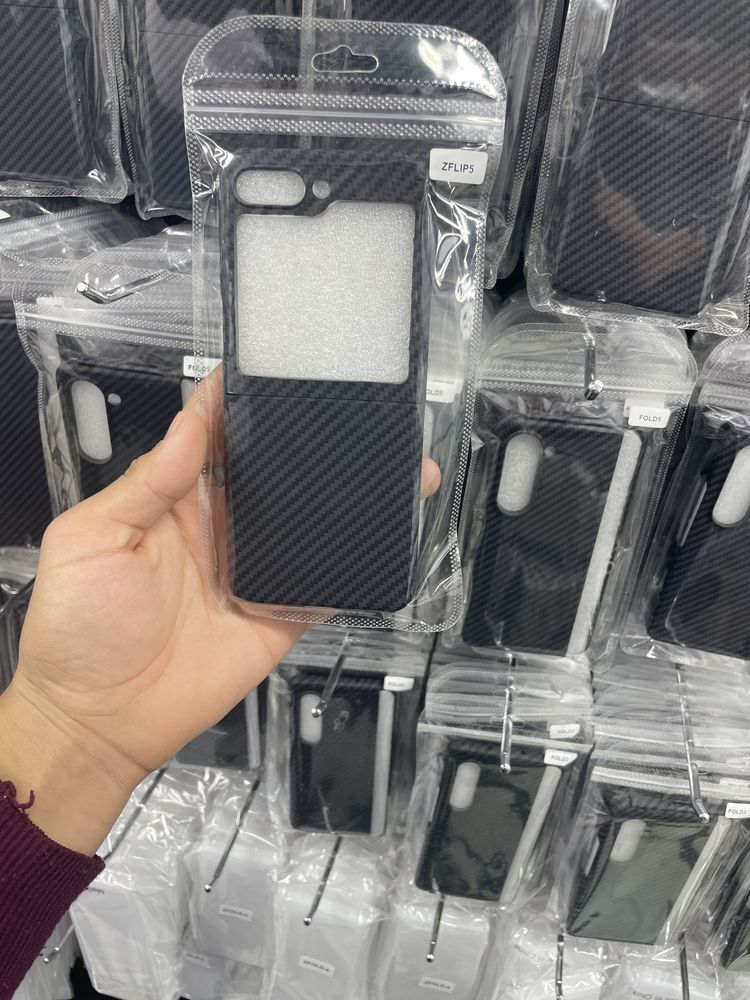 Карбоновый чехол для Samsung Galaxy Z Flip 4/5 Z Fold 5 4/ 3/ 2