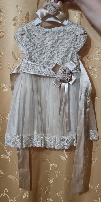 Продам детское платье, рост 86 см