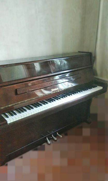 Чешское пианино «Вэйнбах»