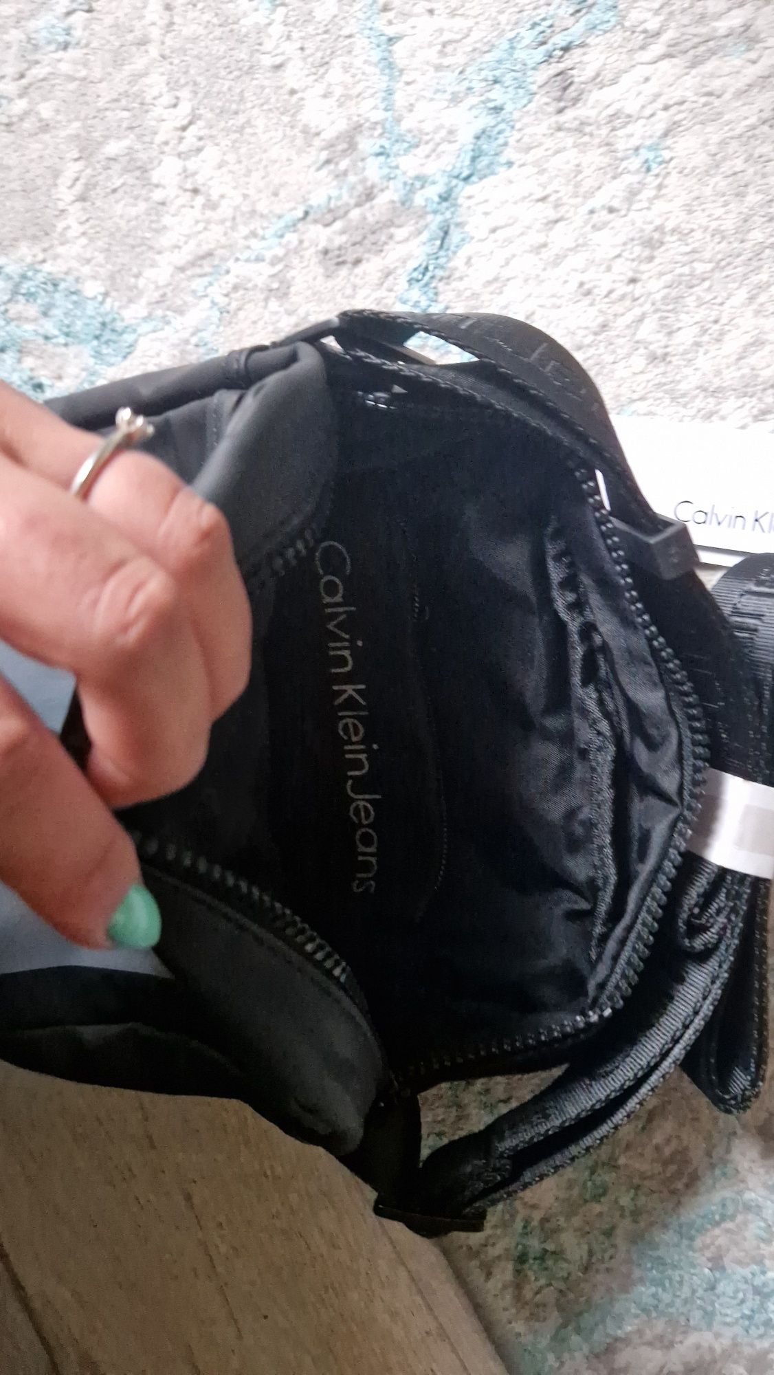 Оригинална мъжка чанта Calvin Klein