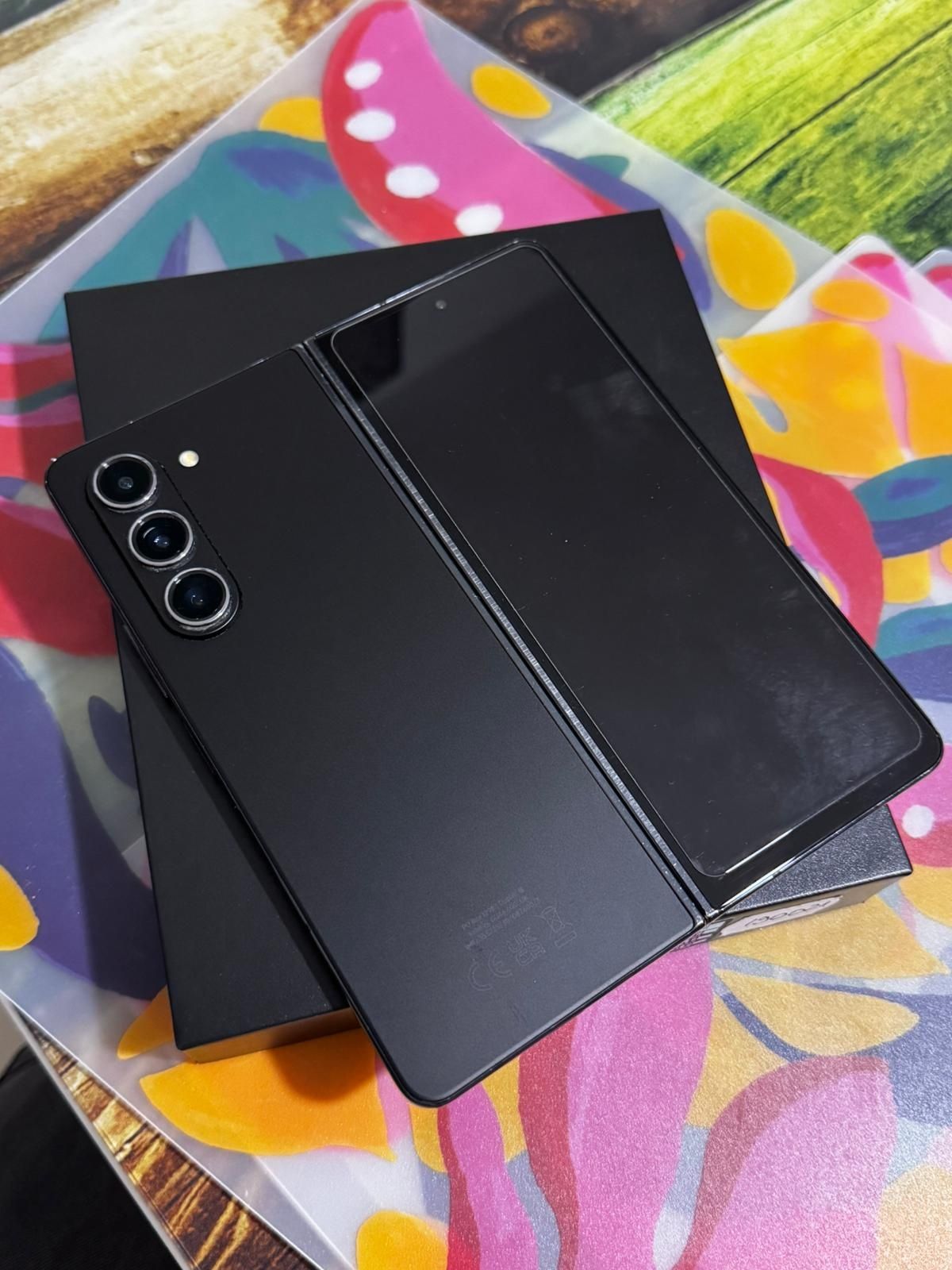 Samsung Galaxy Z fold 5 - 512GB stocare - 12GB RAM