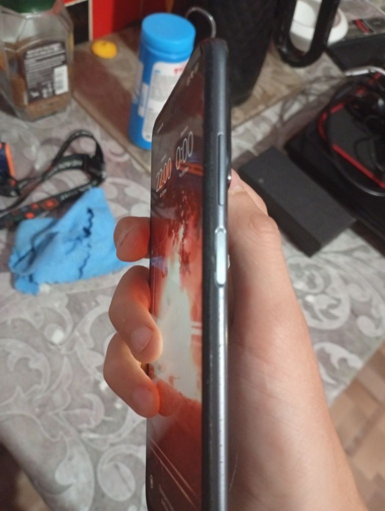 Телефон Redmi 10