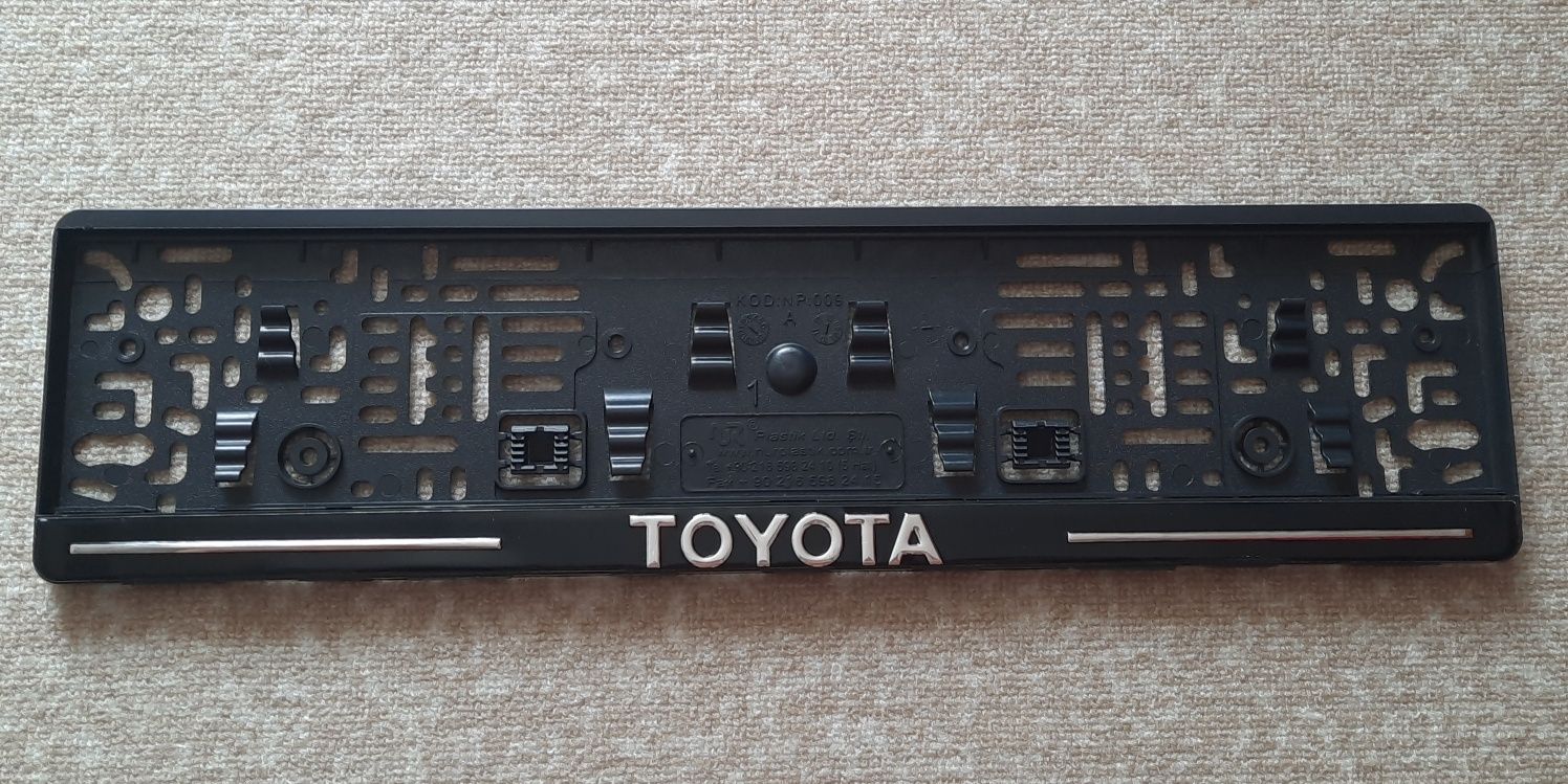 Табела , рамка , стойка , подложка за  регистрационен номер на Toyota