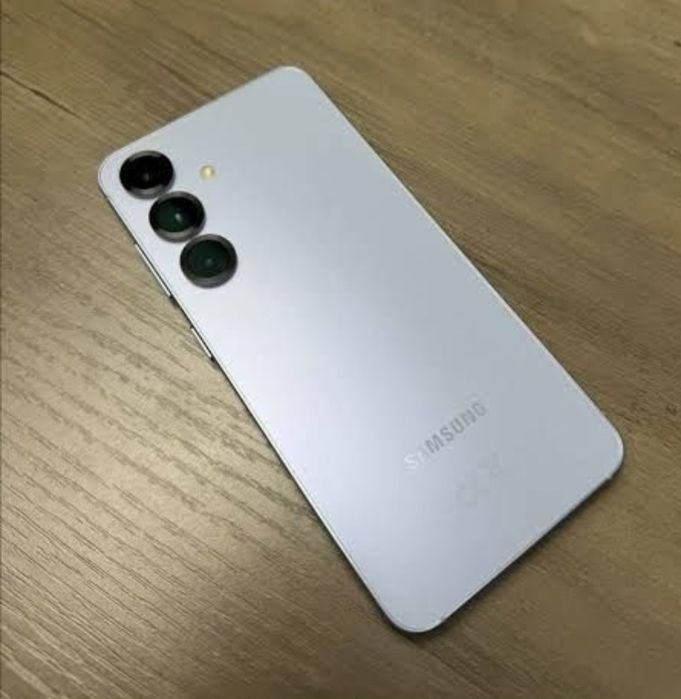 Samsung S25 nou cu grantie