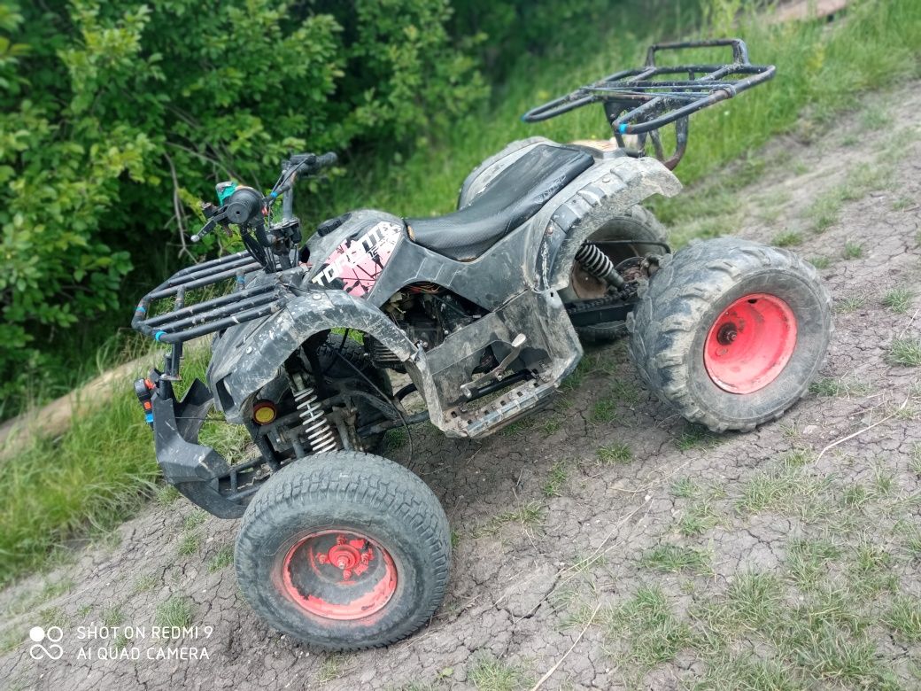 Vând ATV 125cc ATV e în stare buna de funcționare