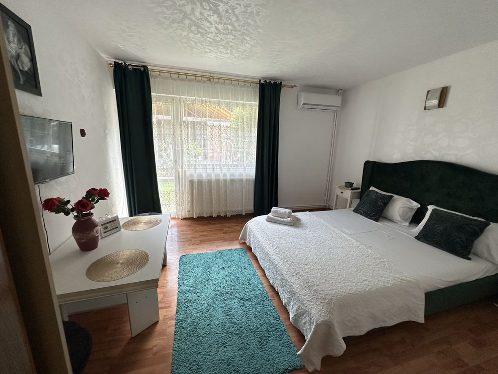 Vina ANA oferă camere duble cu baie proprie