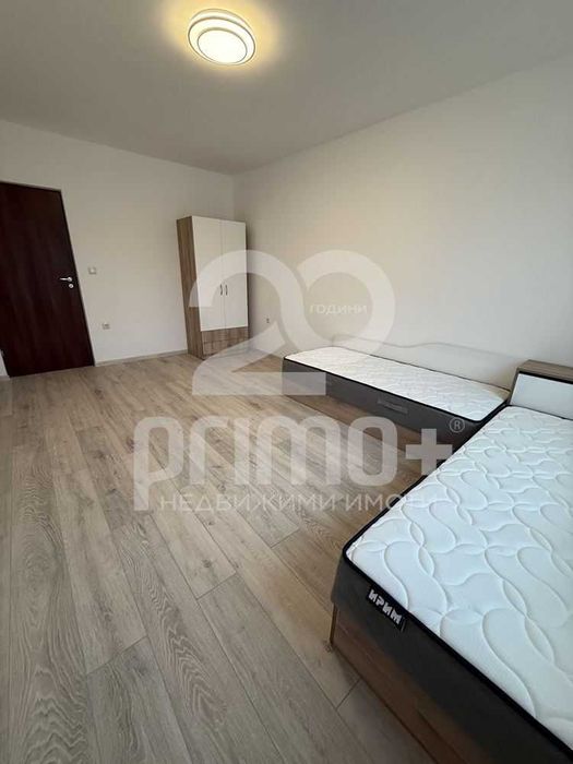 Новобзаведен тристаен апартамент, кв. Колю Фичето