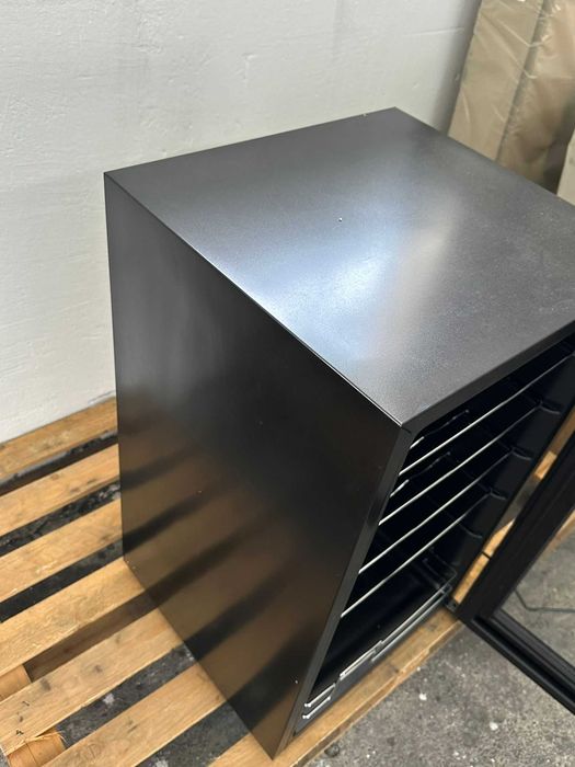 Cecotec GrandSommelier Răcitor de Vinuri 24 Sticle NOU oferta 1500 lei