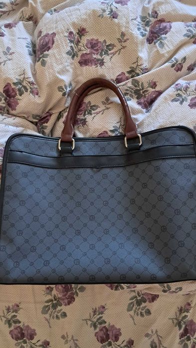 Чанта Guess, колан Boss и работна чанта