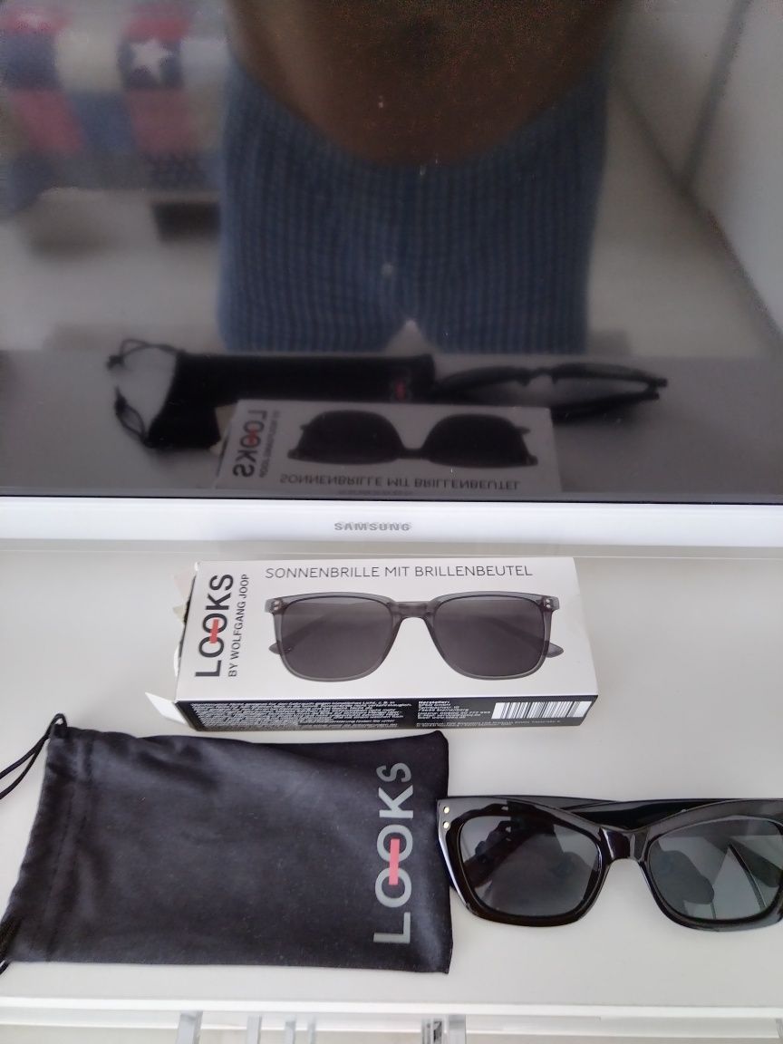 Vând ochelari de soare produs de calitate superioara, produs nou nout.