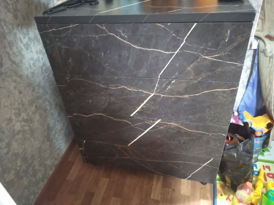 Продам камод шикарном состояние