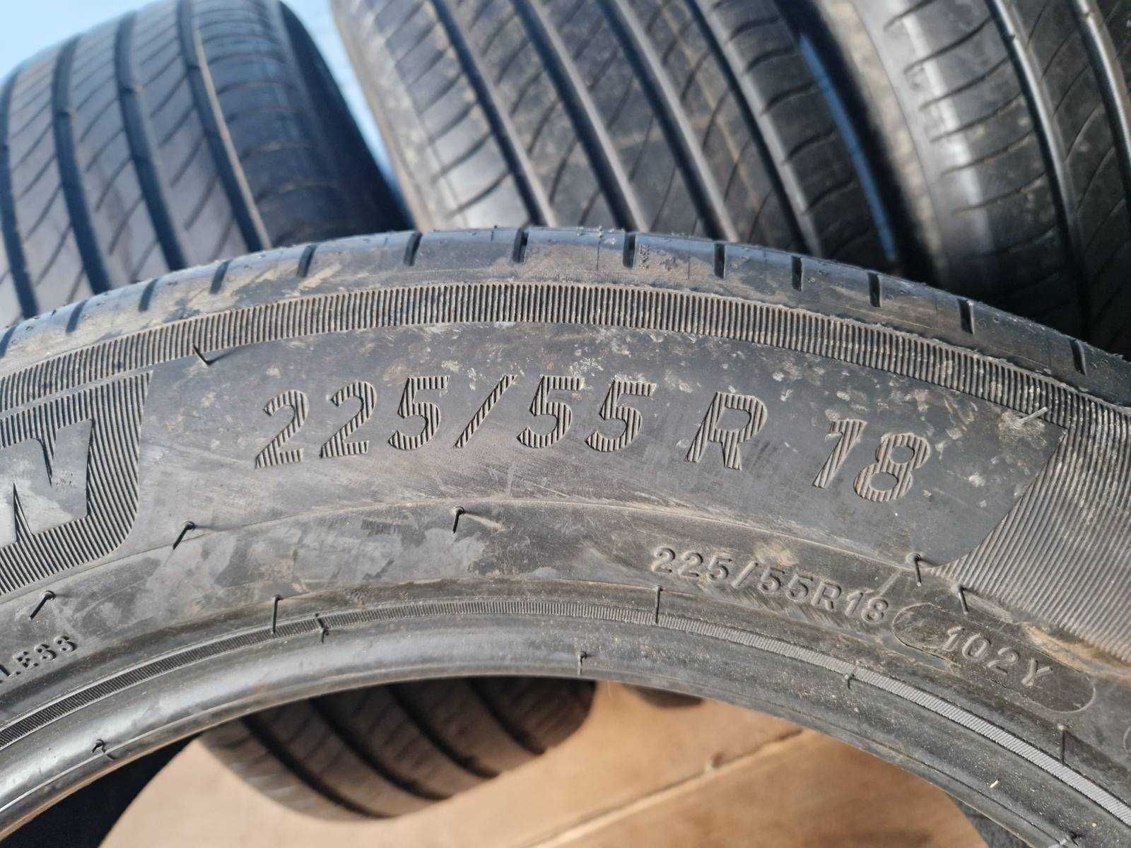 4 броя Michelin R18 225/55/  летни гуми 
DOT3619